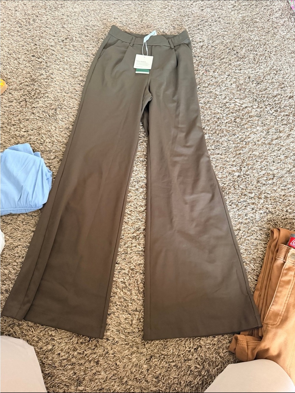 HALARA Olive Green High-Rise pants
